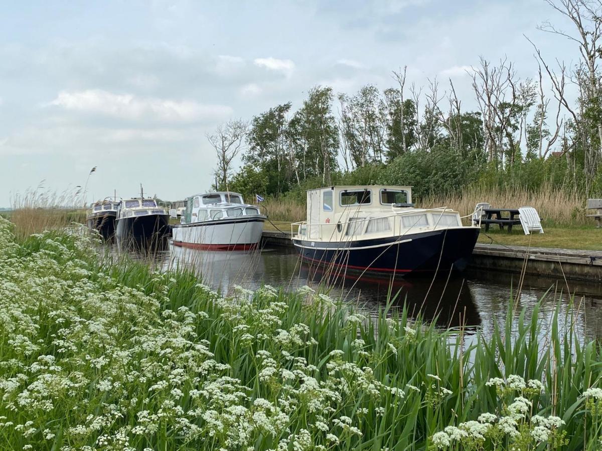 Boat Ella - Kamperen Op Het Water -Niet Om Mee Te Varen -Read Host Profile-Lees Hostprofiel Ютрейп Екстер'єр фото